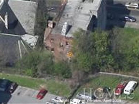 3rd image of 78 Warburton Ave