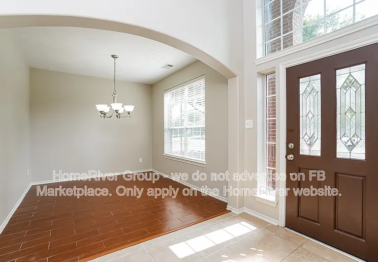 17927 Serene Shore Dr — Photo 2