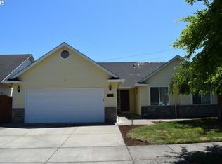 122 Mackin Ave, Eugene, OR 97404