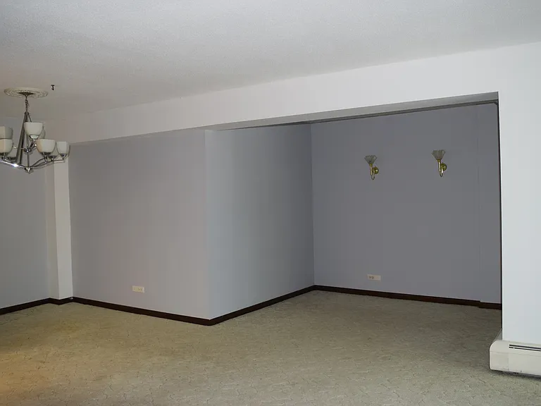 2211 S Stewart Ave #3D — Photo 5