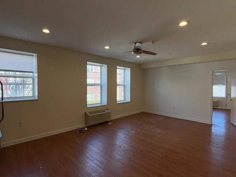 249 S 49th St #209 — Photo 7