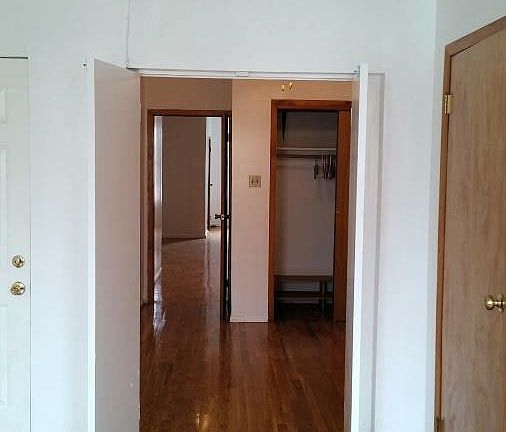 4th image of 264 Nassau Ave APT 3R