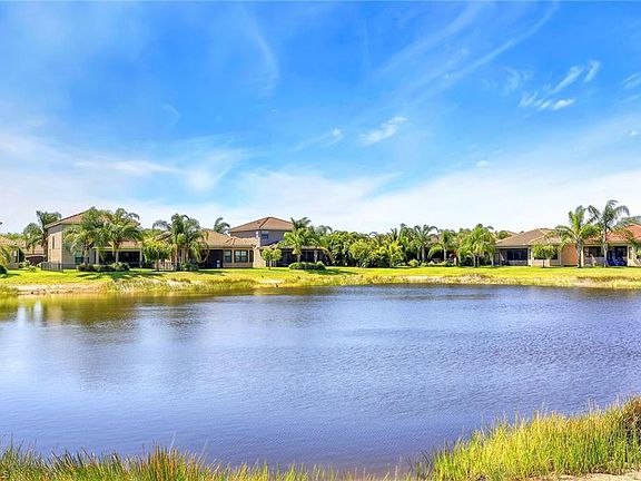 2nd image of 11571 Meadowrun Cir