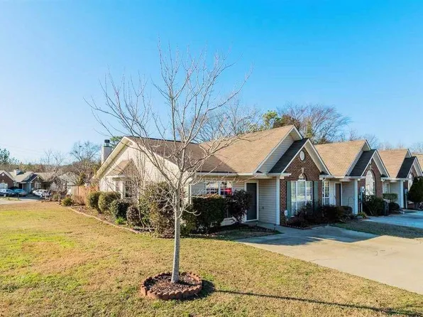 2005 Chandalar Ct, Pelham, AL 35124