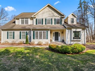 10 Hanover Rd, Newtown, CT 06470