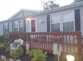 1192 Gills Ridge Rd, Bedford, KY 40006