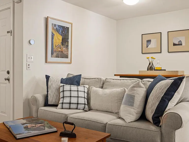 280 E St #1 — Photo 7