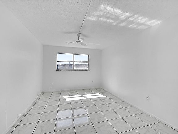 4th image of 8880 Sunrise Lakes Boulevard #208