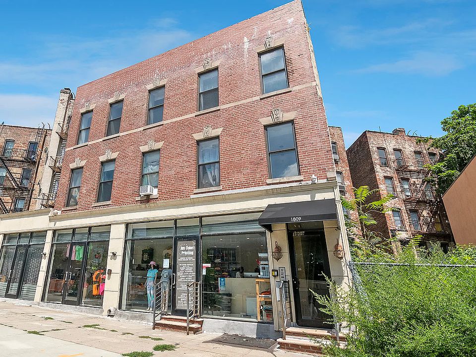 1st image of 1809 Saint Johns Pl
