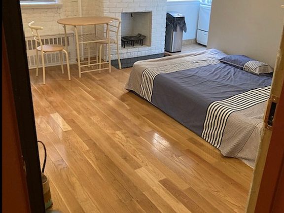 2nd image of 327 W 85th St #1