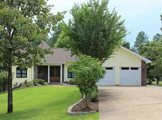 6 Mujeres Ln, Hot Springs Village, AR 71909