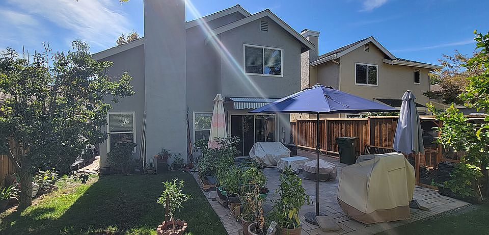2nd image of 4423 Ashwood Cmn