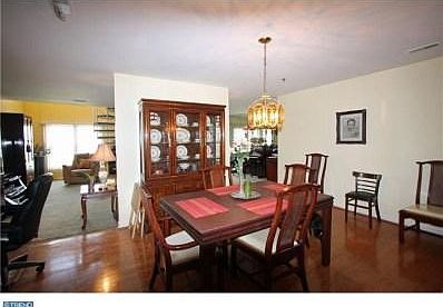 2nd image of 5209 Le Parc Dr APT 4