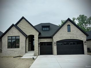 13883 Arthur Ct, Washington, MI