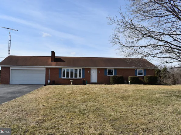 396 Zarger Rd, Greencastle, PA 17225