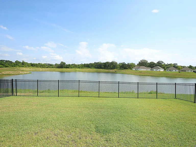 13343 Bellacosa Ave — Photo 24