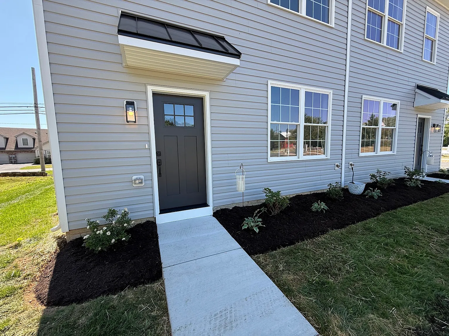 4 bed, 1800 sqft, $2,000 — Photo 4