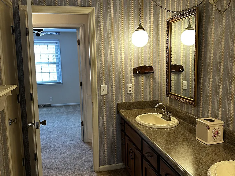 425 Jones Mill Rd — Photo 12