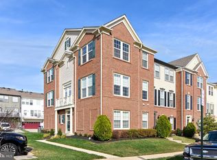 310 Pink Azalea Ter SE, Leesburg, VA 20175