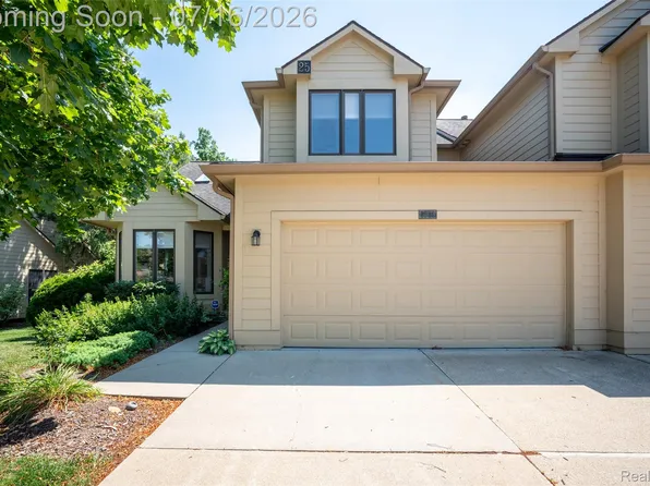 2039 Bancroft Dr, Ann Arbor, MI 48108