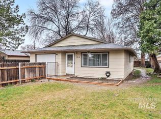 106 4th St, Middleton, ID 83644