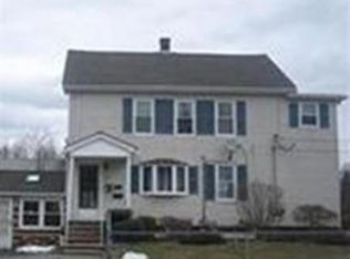 32 Garfield St, Taunton, MA 02780