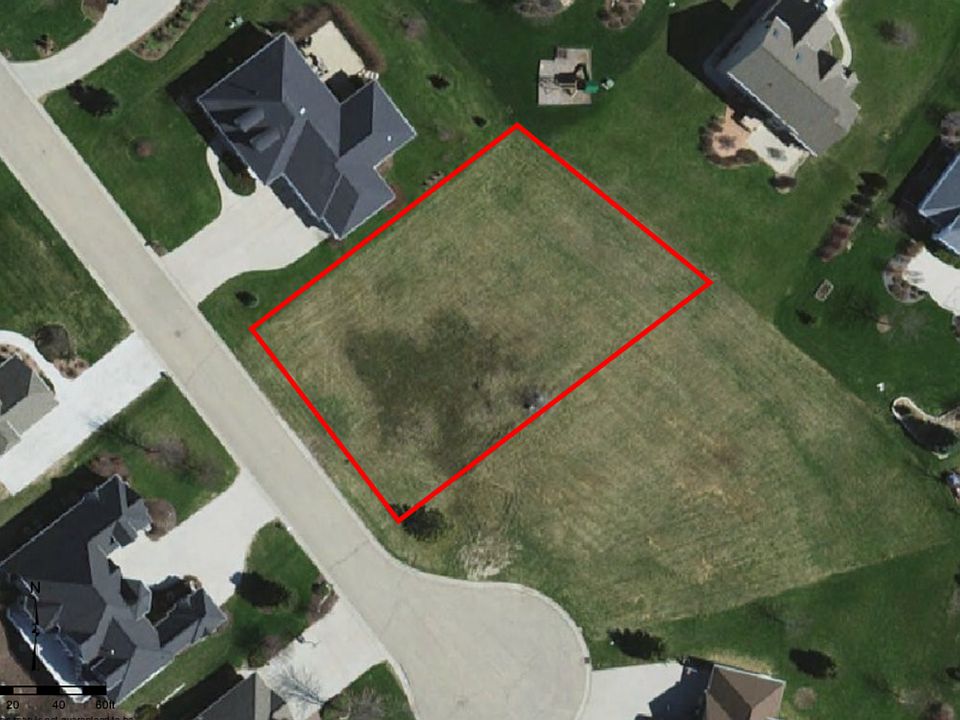 2nd image of N7850 Edgewater Ct