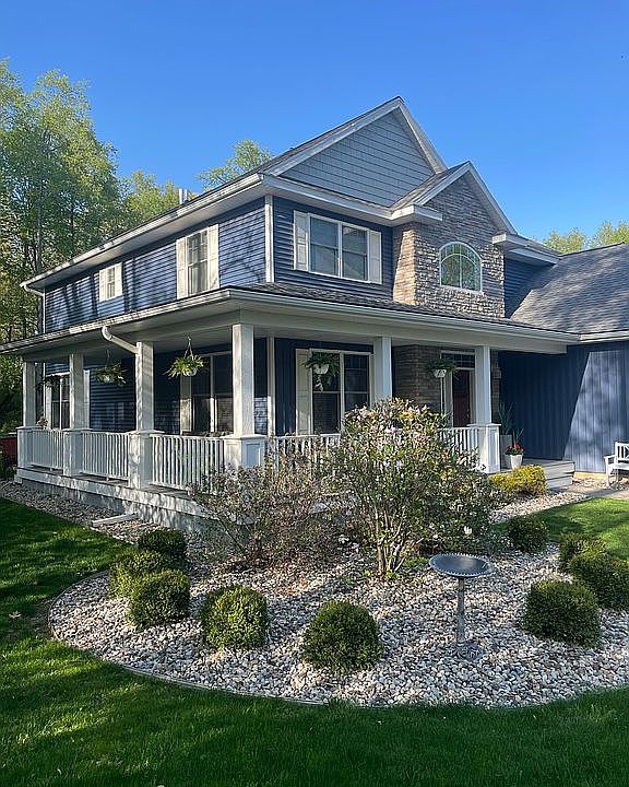1st image of 2294 Woodland Trl