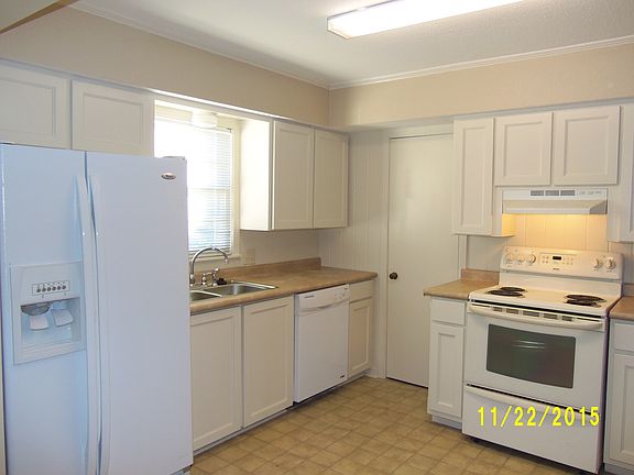 5th image of 1810 S Donnybrook Ave