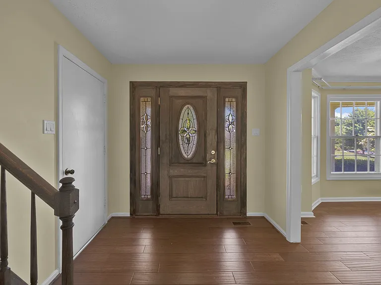 203 Markwood Dr — Photo 6