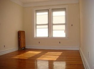 313 86th St, Brooklyn, NY 11209