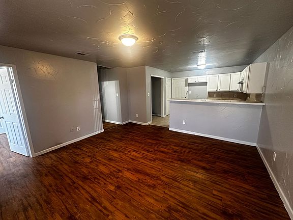 3rd image of 2927-29 New York Ave #2929