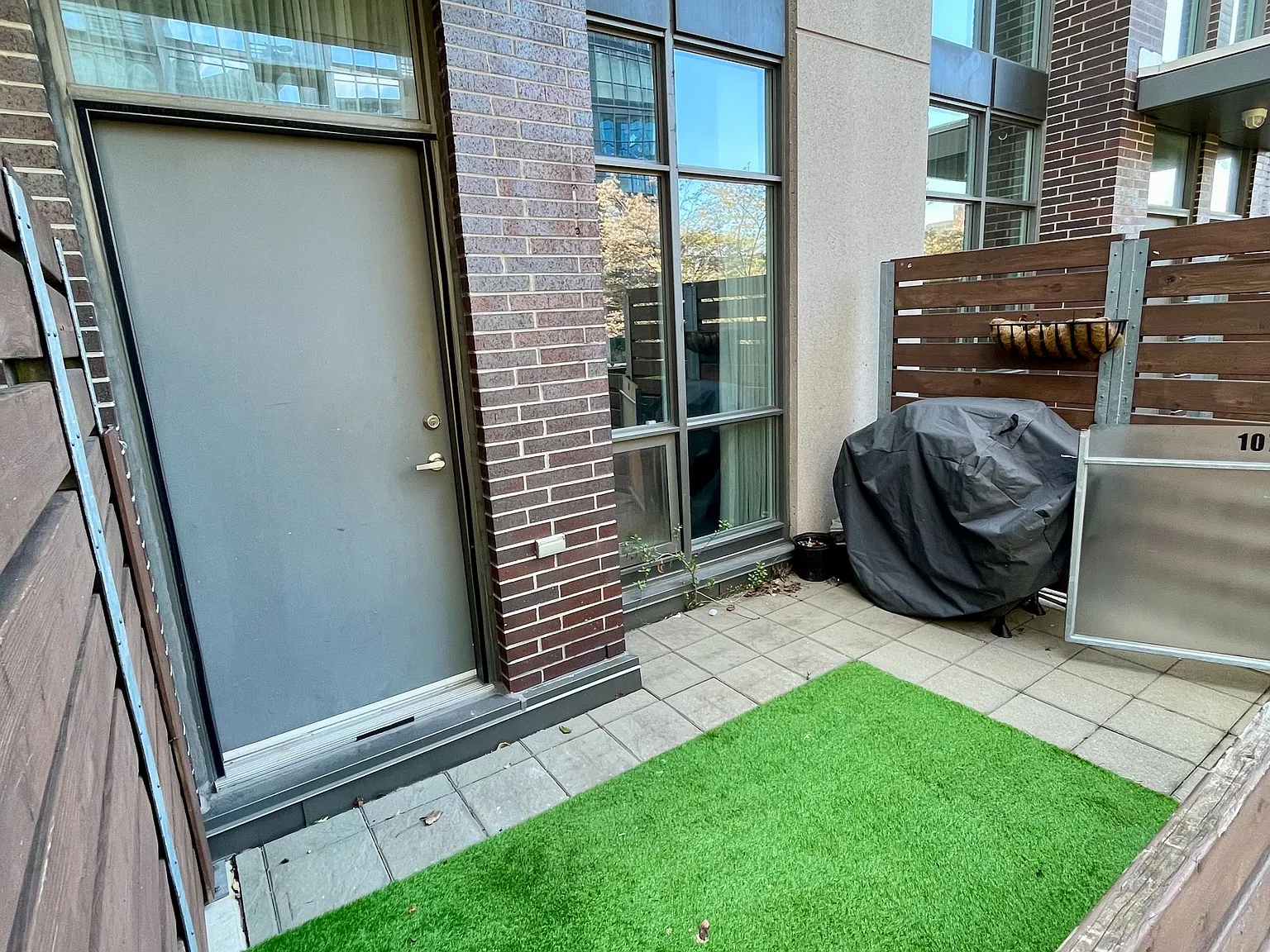 1 bed, $2,550 — Photo 2