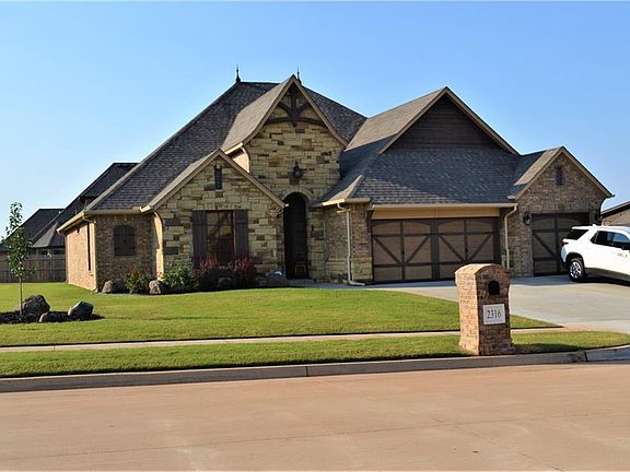 2nd image of 2316 W Earl Dr
