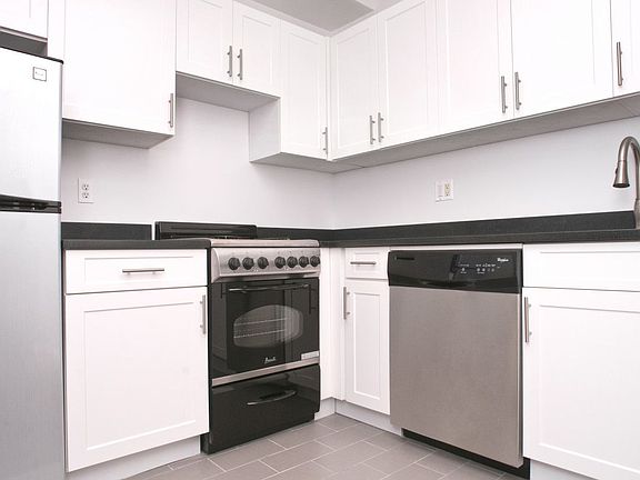 5th image of 24 5th Ave APT 1617