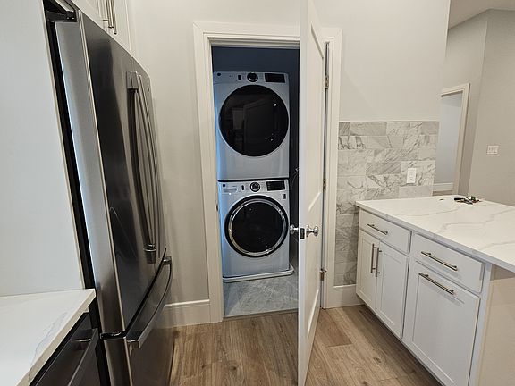 2nd image of 11 Holton St #6