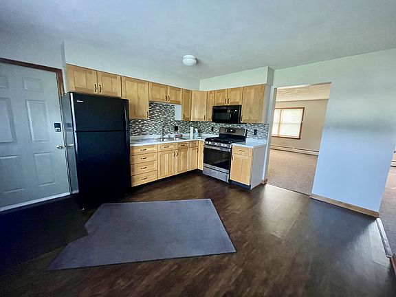 3rd image of 18.5 N Fulton St Building 2-A