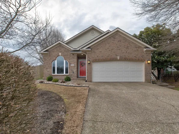 101 Candlelight Blvd, Georgetown, KY 40324