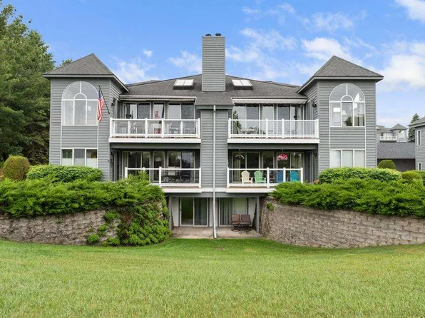 217 Belvedere Ave #14, Charlevoix, MI 49720