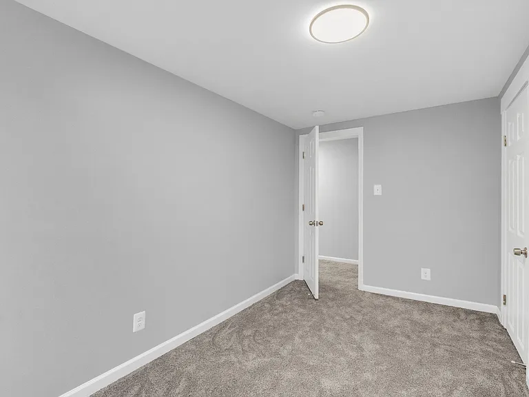 3606 Cadieux Rd — Photo 22