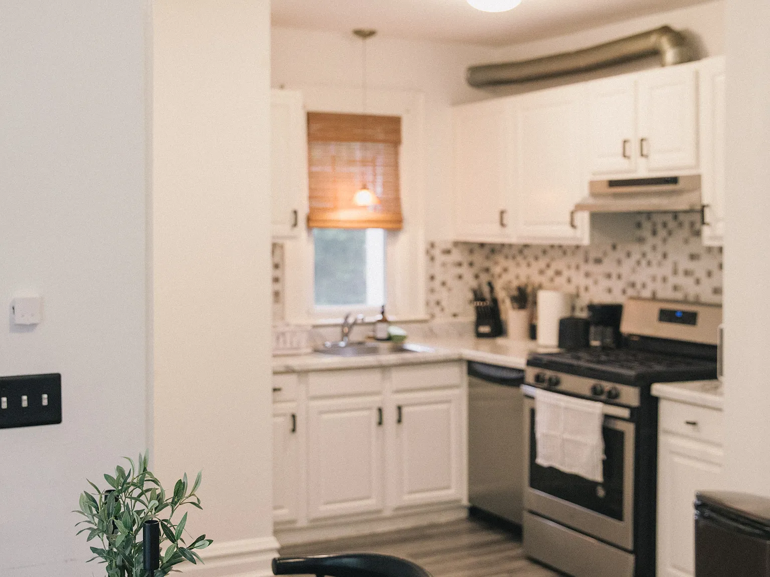 3 bed, 1500 sqft, $2,800 — Photo 4