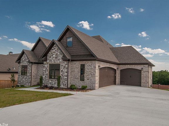 3rd image of 9709 Oak Heights Dr