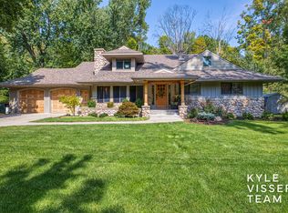2863 Reeds Lake Blvd SE, East Grand Rapids, MI