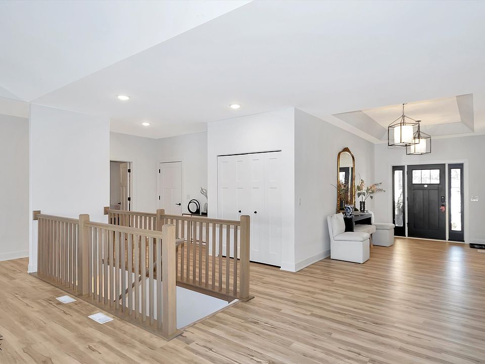 Sommerville Legacy Series Plan, Hanover Estates, Manhattan, IL 60442