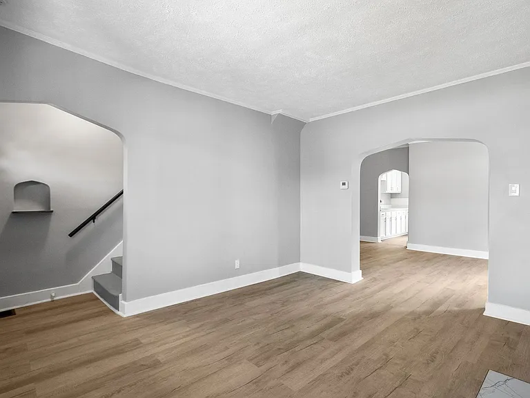 1712 Amanda St — Photo 10