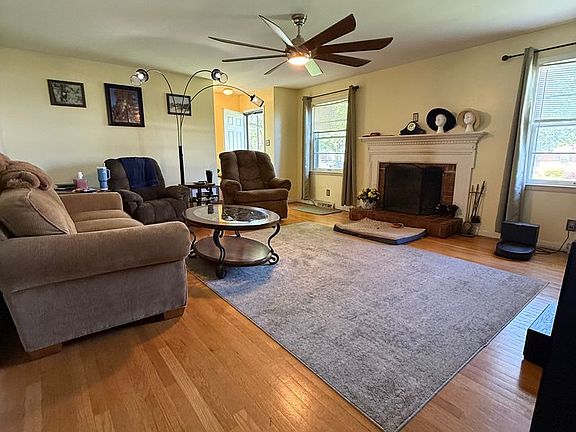 2nd image of 416 Blane Dr