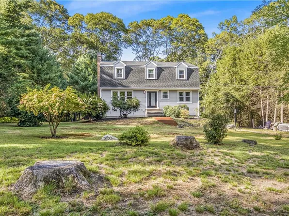 86 Conant Ln, Kingston, RI 02881