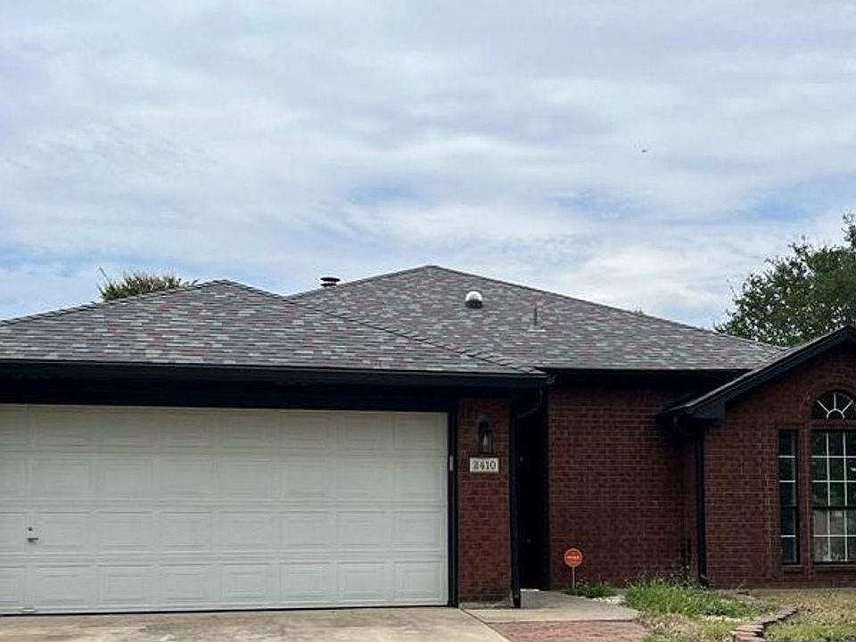 1st image of 2410 Moonstone Dr
