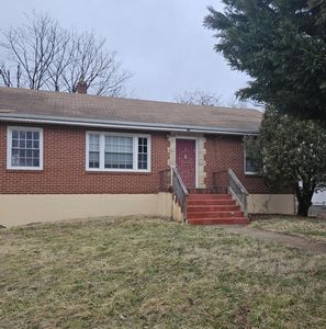 2718 Meadowview Dr NW, Roanoke, VA, 24017