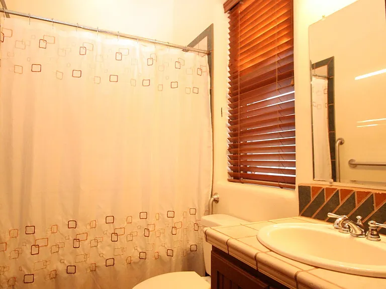 841 S Meyer Ave — Photo 24